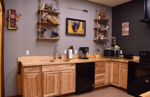 Seymour Cabin | GREEN HILL LODGE @ thegreenhilllodge.com