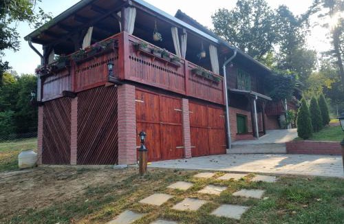 Kraljevec Sesvetski House | Green House