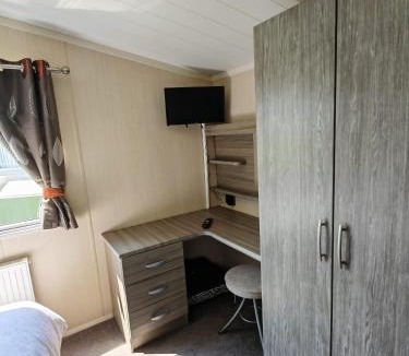 Clacton-on-Sea Resort | Green House Moselle