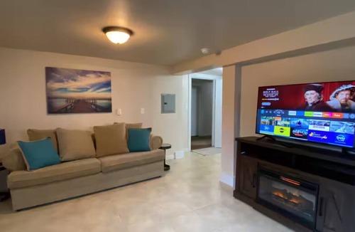 Green Lake Apartment | Green Lake hidden unit