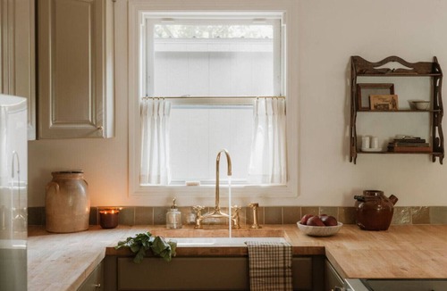 Manlius House | Green Lakes Streamside Escape: Sauna & Hot Tub