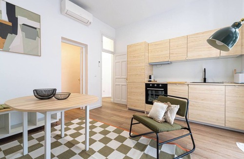 Embajadores Apartment | Green Lavapiés by Hogar4