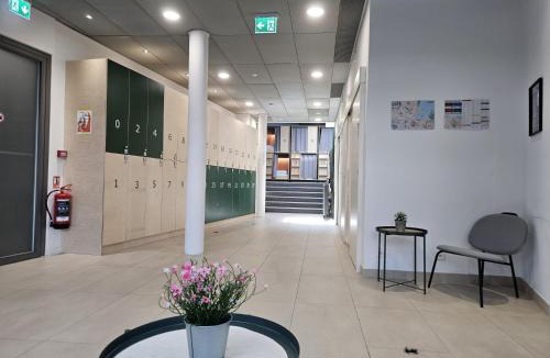 Paquis Navigation Hotel | Green Marmot Capsule Hotel Genève - Self check-in