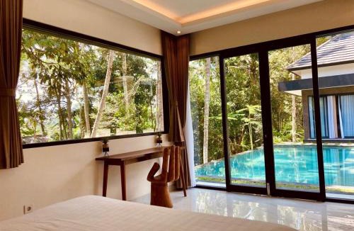 Melayang Villa | Green Pearl Villa 6 Bedroom Family Ubud