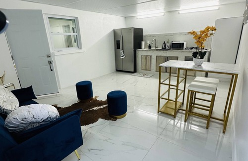 Golden Gate House | Green Planet
