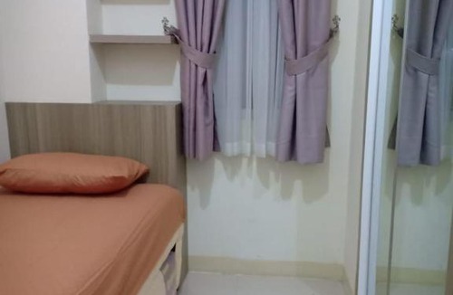 Rawasari Apartment | Green Pramuka City 2BR Full Furnished by Vika 9