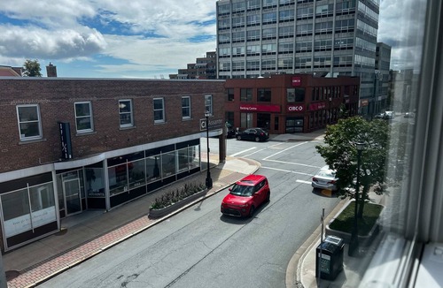 Downtown Apartment | Green Room, Calm Studio, Stunning Downtown Views