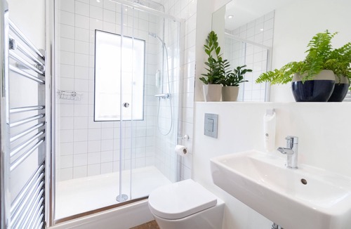 Wood Green Hostel | Green Rooms - Hostel