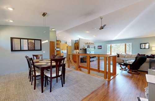 Rome House | Green side smart home with golf, beach/lake access, off-site dock & EV charger