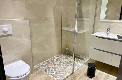 Longvic House | GREEN'SPA - SPA - GARDEN - PRIVATE PARKING