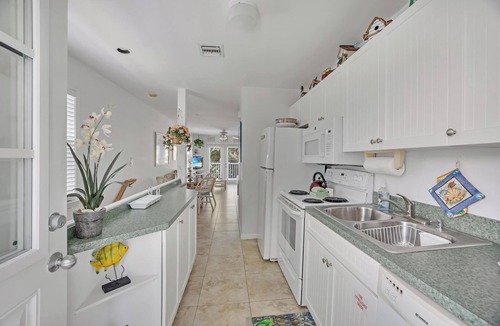 Truman Annex Condo | Green Spot at The Truman Annex in Key West