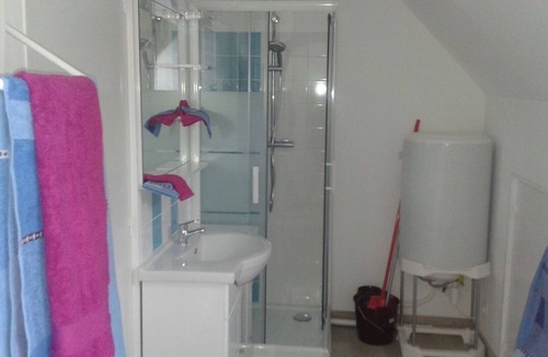 Curemonte Apartment | - Green Studio -