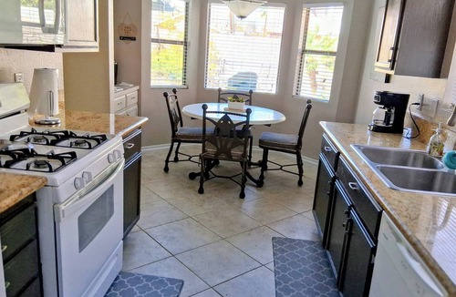 Green Valley North House | Green Valley HENDERSON 3 Bdrm,2 BA, POOL/SPA home, 10 miles from the strip