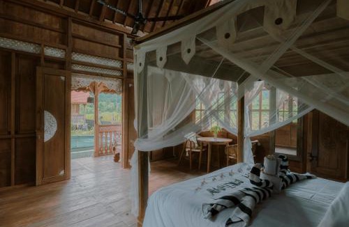 Sidemen Villa | Green vanilla Suite 2