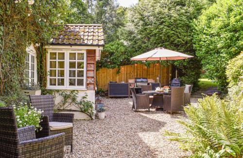 Burley House | Greenbank Cottage