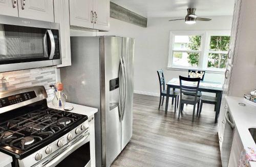 Belmont Heights House | Greenbelt Guesthouse - Unlimited Peace & Privacy Golf Bowling Green & More