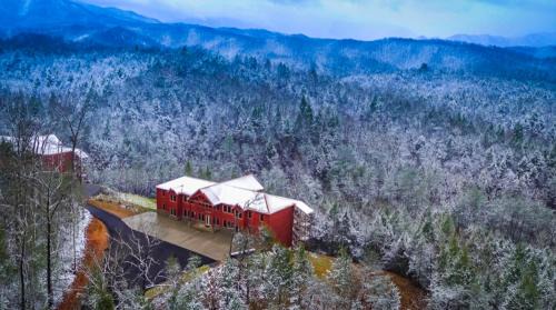 Pittman Center House | Greenbrier Estate
