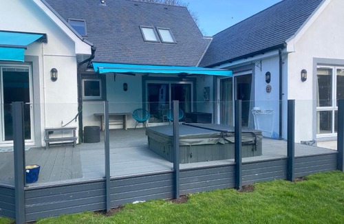 Alloway Villa | Greenfield