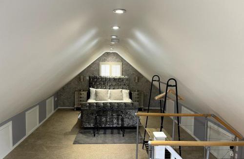 Ongar Apartment | Greenfinch Lodge