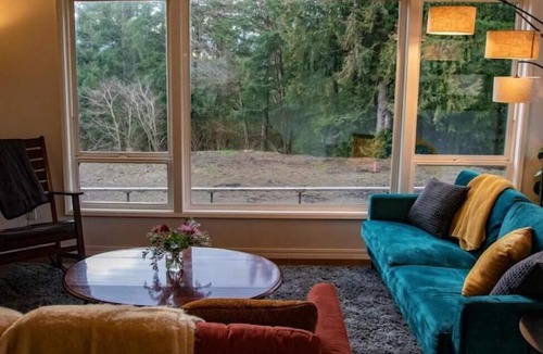 Stevenson House | GreenHouse Country Haven