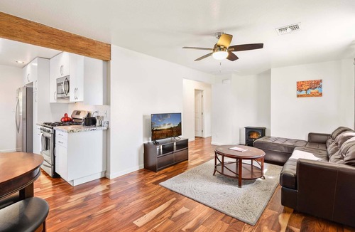 Flagstaff Cottage | Greenlaw Getaway