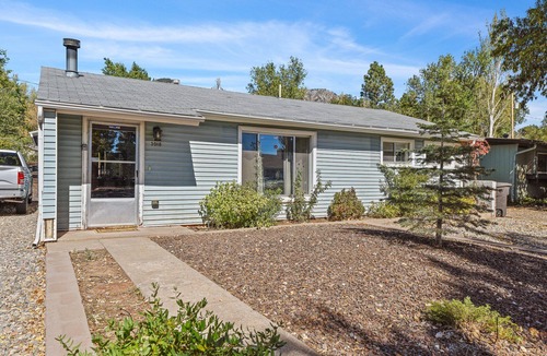Flagstaff Cottage | Greenlaw Getaway