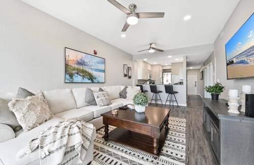 Naples Condo | GreenLinks at Lely Resort · 1st Floor · Lake View · Golf · Sleeps 6