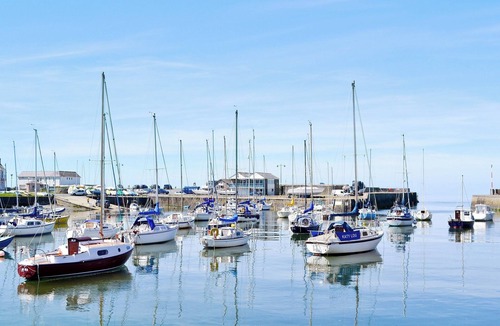 Llansantffraed Cottage | Greenmeadow Bungalow