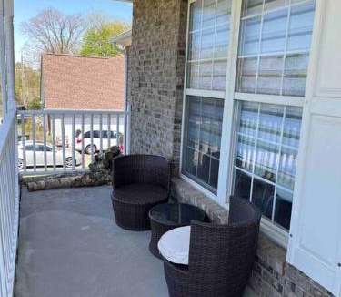 Kedron House | Greens Mill Hideaways