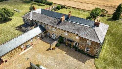 Towcester House | Greens Norton House