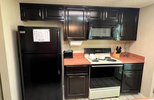 Bella Vista Apartment | Greens One Vacation Home 38