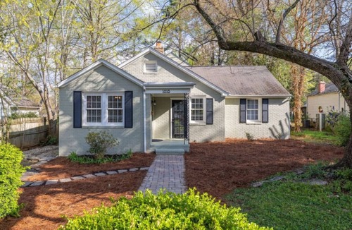 Kirkwood House | Greensboro`s Gem! Group Friendly, Central Location