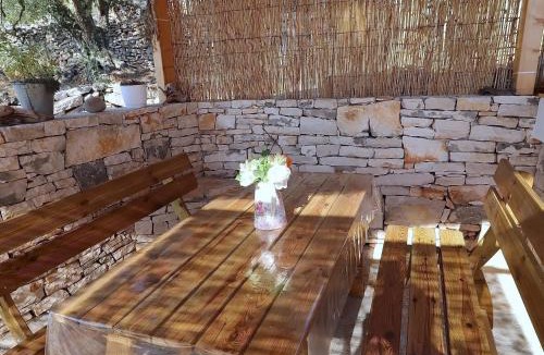 Vela Luka Ski Chalet | Greenside Cottage Lumi