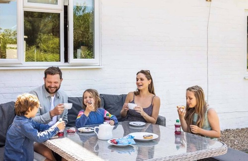 Selsey House | Greensleeves House