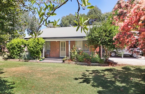 Mansfield Apartment | Greenvale Holiday Units