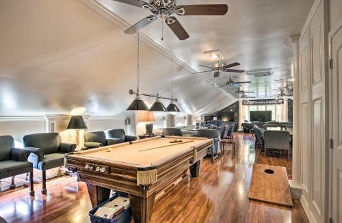 Greenville Apartment | Greenville Apt with Patio Work, Play and Unwind!