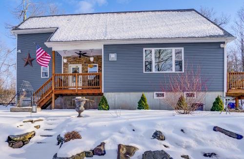 Greenville House | Greenville Country Retreat Near Golfing and Hiking!