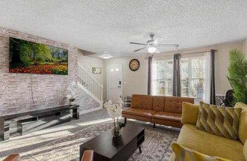 Sans Souci Apartment | Greenville Nest