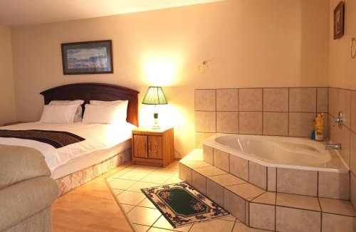 Greenwater Lake Cabin | Greenwater fisherman's cove