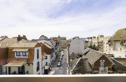 Le Touquet-Paris-Plage Apartment | Greenwich: city center apartment