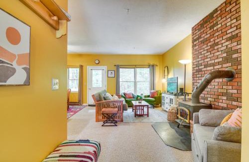 Greenwood House | Greenwood Condo < Half-Mi From Mt Abram Bike Park