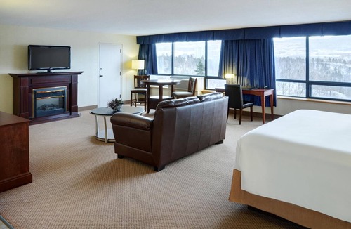 Corner Brook Hotel | Greenwood Inn & Suites