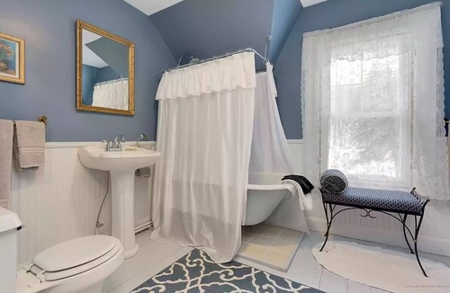 Harrison Bed & Breakfast | Greenwood Manor Inn