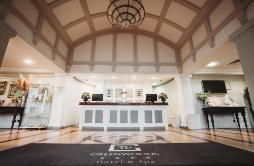 Stock Hotel | Greenwoods Hotel & Spa