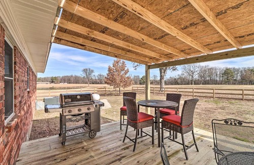 Greers Ferry House | Greers Ferry Home on 40 Acres 1/4 Mi to Lake!