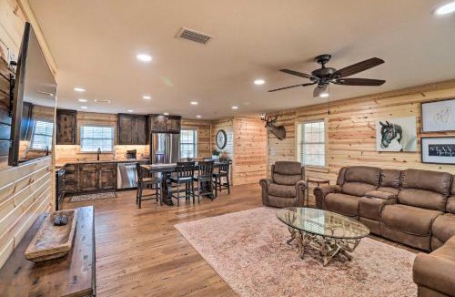 Greers Ferry House | Greers Ferry Home on 40 Acres 1/4 Mi to Lake!