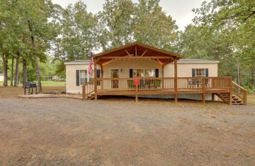 Greers Ferry House | Greers Ferry Lake Access: Cabin w/Boat Slip!