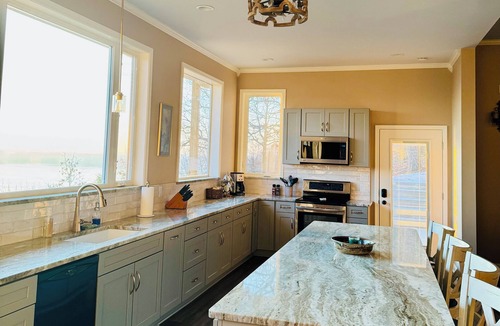 Quitman House | Greers Ferry Lake Retreat with New Spa and Breathtaking lake views!
