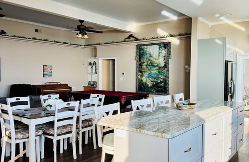 Quitman House | Greers Ferry Lake Retreat with New Spa and Breathtaking lake views!