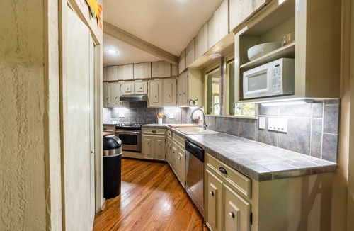 Eden Isle House | Greers Ferry Lakefront Home in Eden Isle